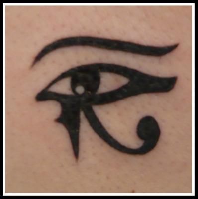 Tatouage oeil d'horus
