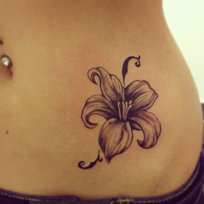 Fleur de lys tatouage