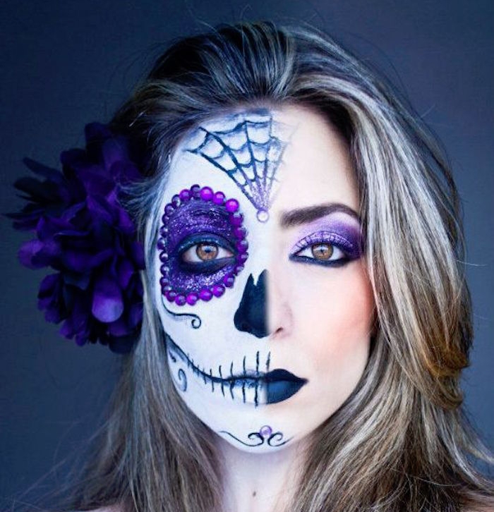 Maquillage tête de mort mexicaine