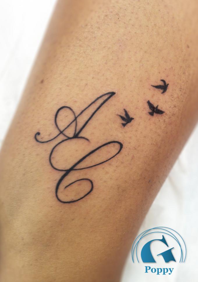 tatouage lettre m et coeur